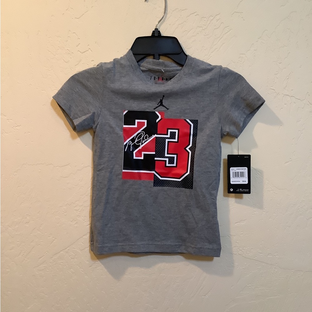 Boys Jordan size medium or 5-6 yrs old